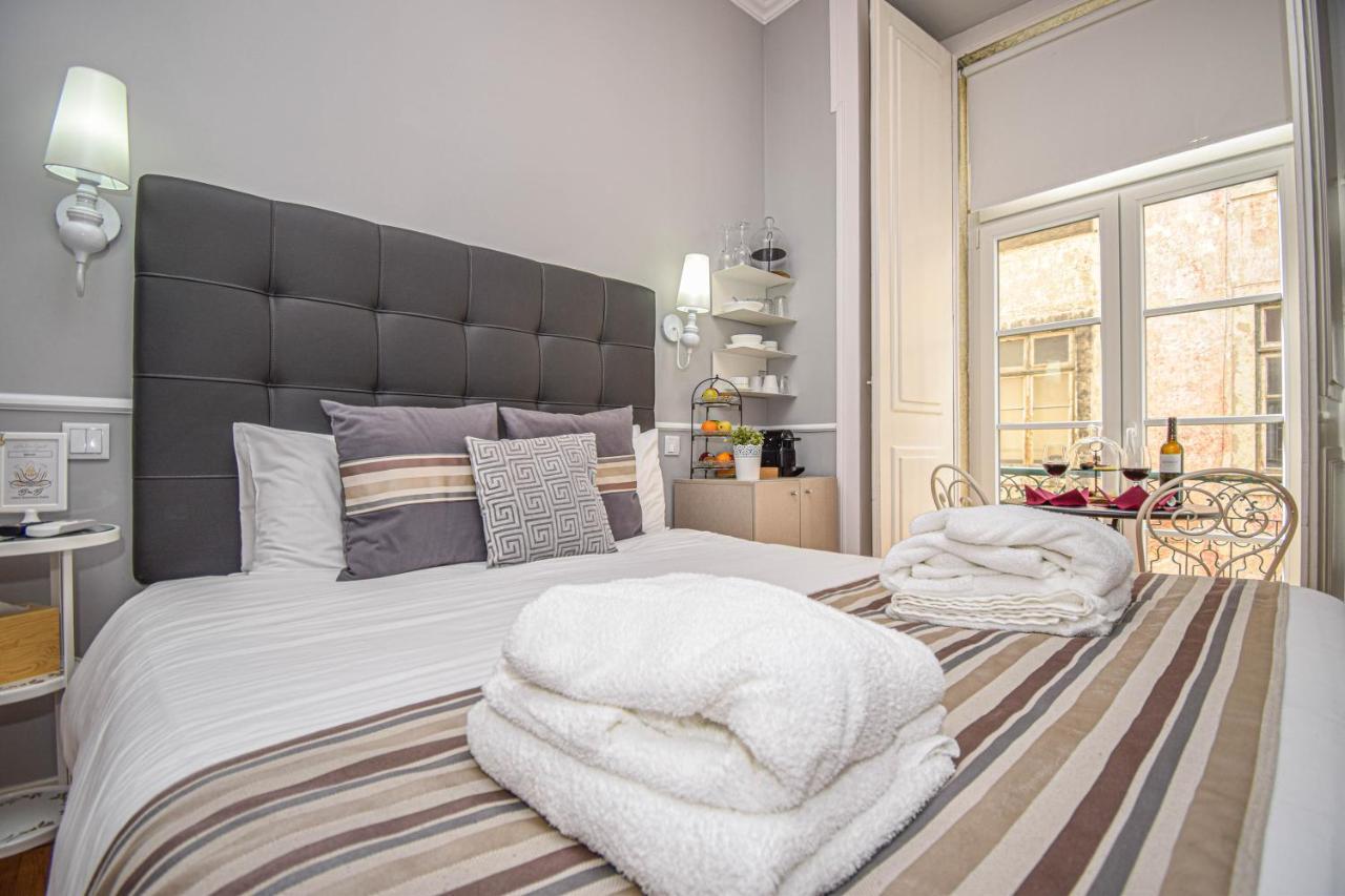B In B Lisbon Downtown Suites Extérieur photo