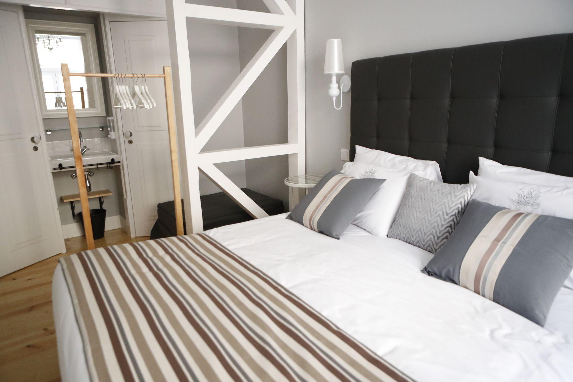 B In B Lisbon Downtown Suites Extérieur photo