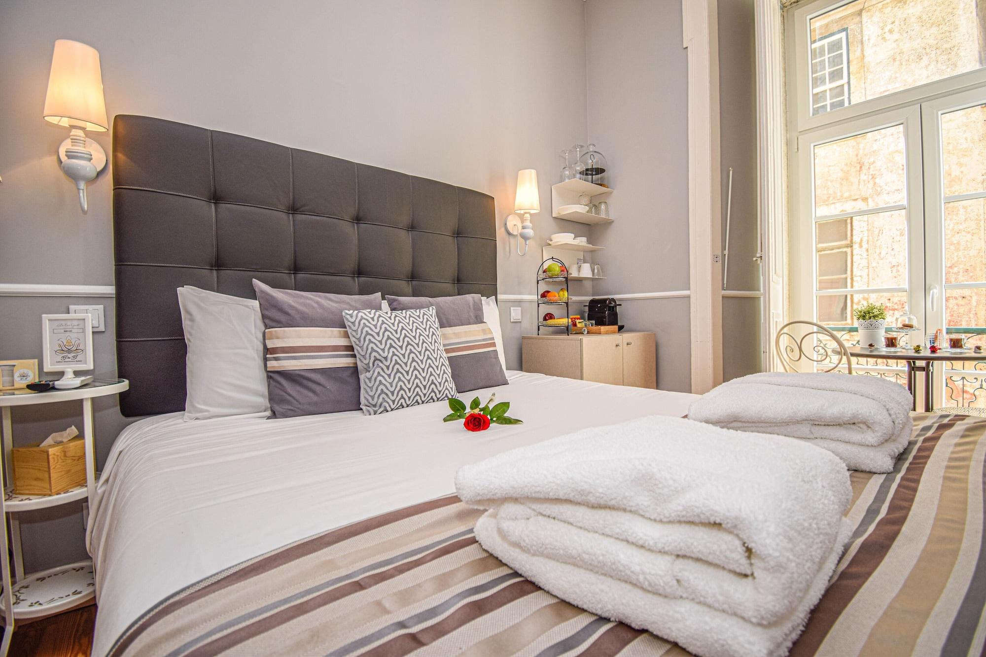 B In B Lisbon Downtown Suites Extérieur photo
