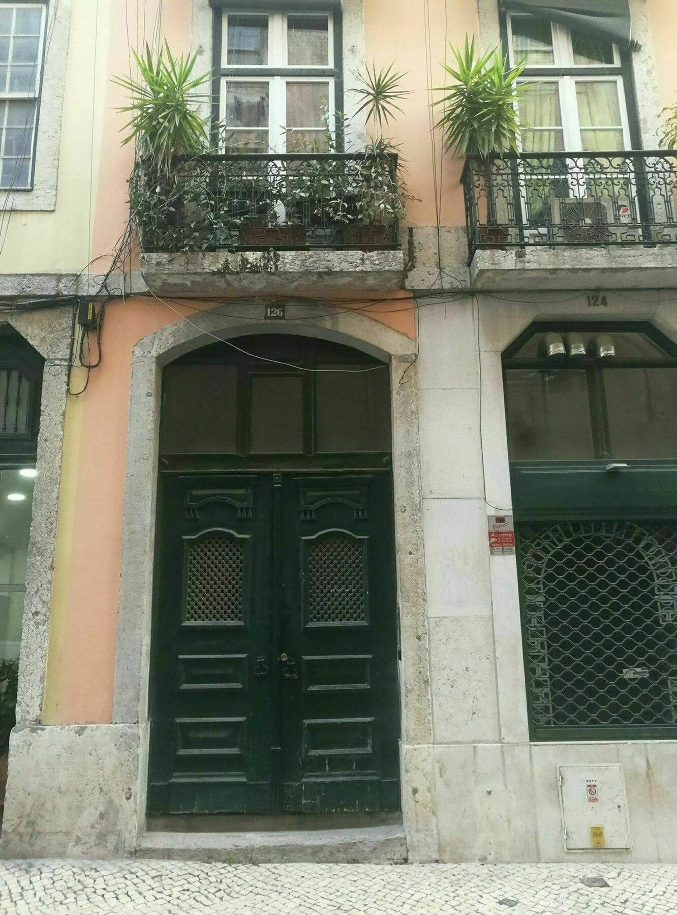 B In B Lisbon Downtown Suites Extérieur photo